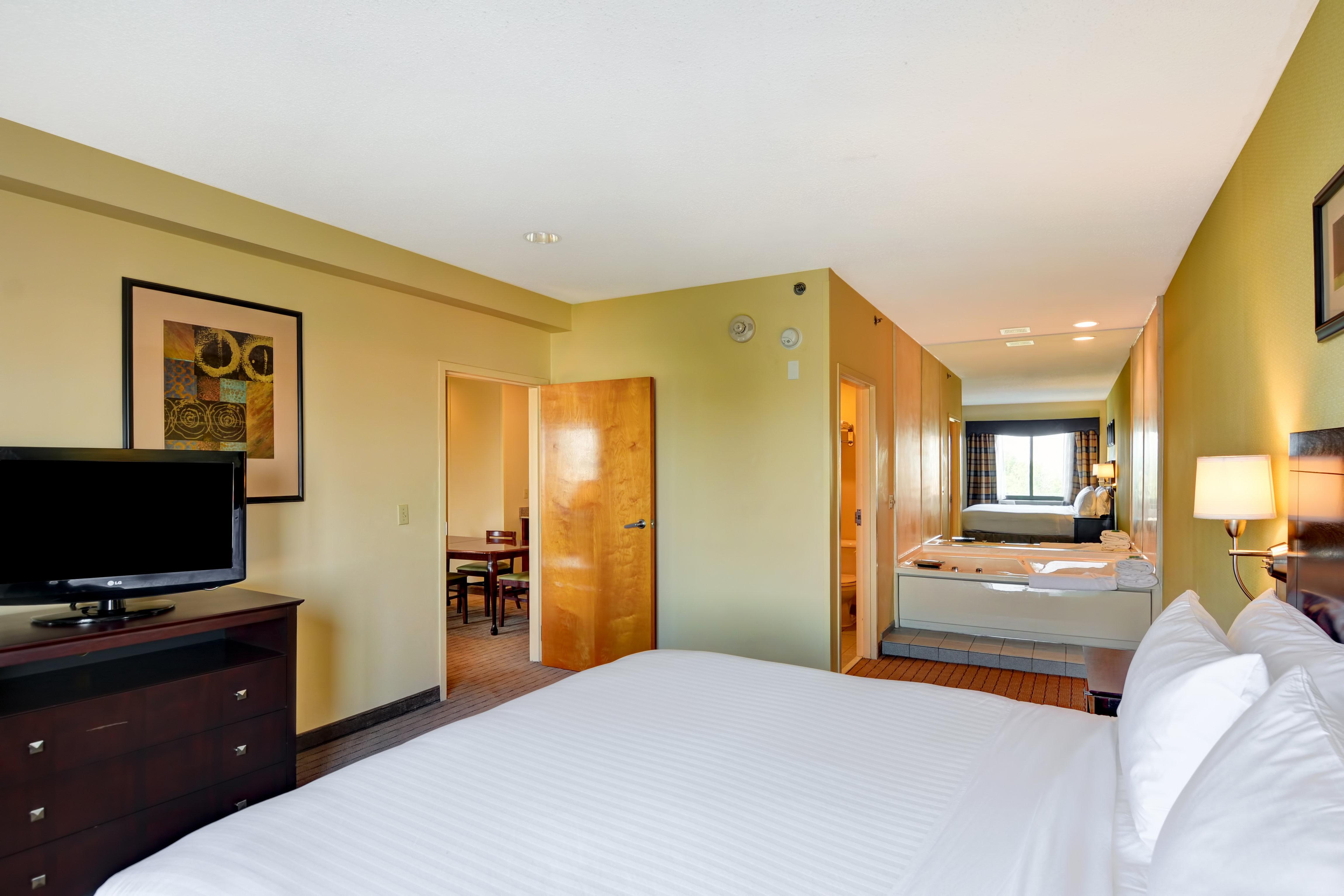 Holiday Inn Express Boston By Ihg Exterior photo